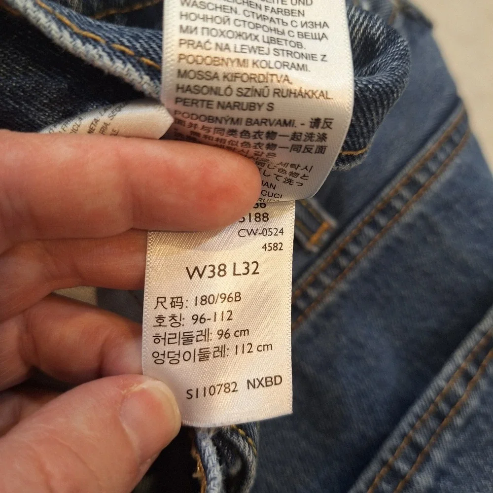 Levi's 550 Relaxed Fit Jeans Mens 38x32 (31) Blue Tapered Leg Denim Pants Casual